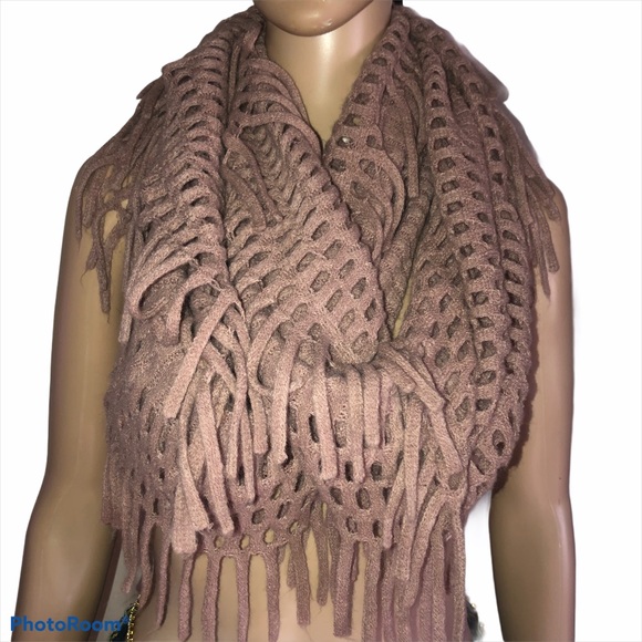 Fringed open knit infinity scarf - Picture 2 of 2